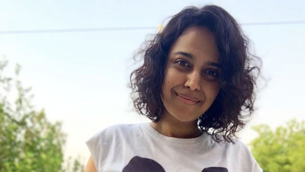 ఢిల్లీలో అధికారుల ఝలక్