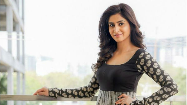 చిన్న వయసులోనే మొదలు పెట్టిన వర్షిణి