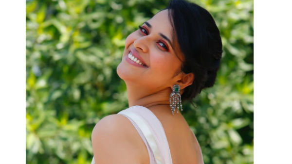 వారంలో ఒకసారైనా విడాకులు తీసుకొందామని అనుకొంటాం.. భర్తతో గొడవలపై అనసూయ