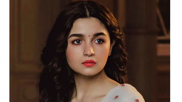 సుశాంత్ మృతిపై ఆలియాభట్ సంతాపం