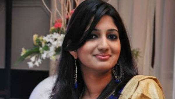 తమిళంలో టాప్ యాంకర్‌గా