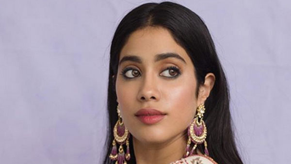 అతిలోక సుందరిగా..