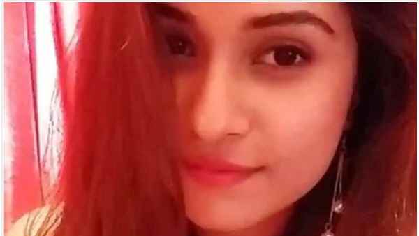 పీఆర్వోగా కెరీర్ ప్రారంభించి