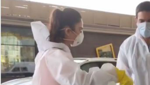  ‘కరోనా' దుస్తుల్లో రకుల్