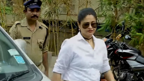 బ్బ్యూటీఫుల్ హీరోయిన్..