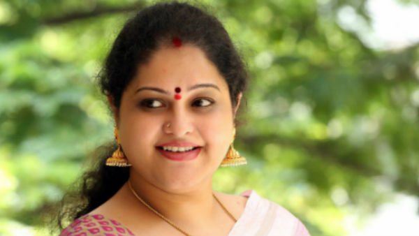 ప్రేక్షకులకు దగ్గరగా..