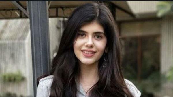 Sushant Singh suicide: Dil bechara heroine Sanjana Sanghi question for 7 hours Sushant Singh suicide: Dil bechara heroine Sanjana Sanghi question for 7 hours