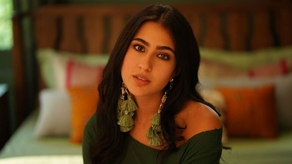 బాలీవుడ్ మద్దతు..