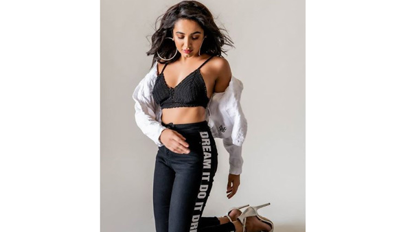 కమిట్‌మెంట్ వెబ్‌సిరీస్.. 