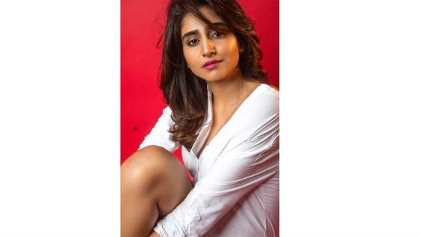 తనపైనే పంచులు.. మూన్ వాక్ స్పెషలిస్ట్