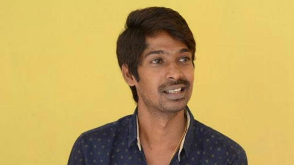 ఆయననే అడగమంటూ చెప్పడంతో