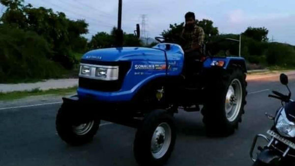 పేద రైతు కష్టాన్ని చూసి..