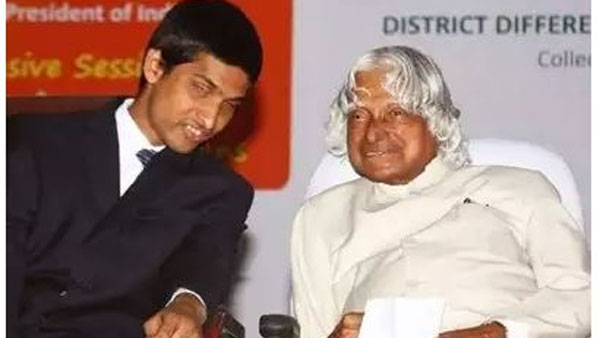 మచిలీపట్నంలో పుట్టిన శ్రీకాంత్ బొళ్ల