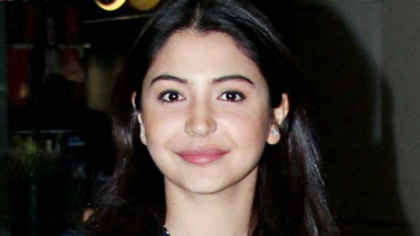 బాలీవుడ్, టాలీవుడ్ తారల అభినందనల వెల్లువ