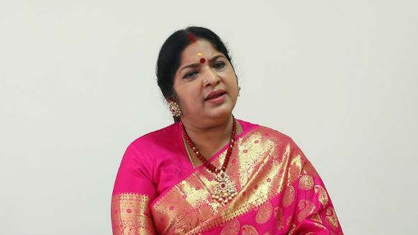 నోట్లో నుంచి వస్తుంది..