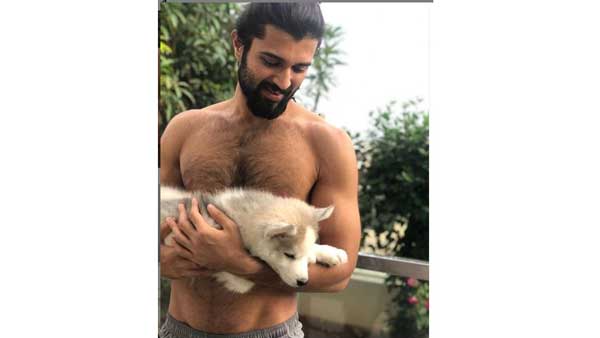 మై క్యూట్ బీస్ట్ అంటూ లవ్లీ ఫోటో