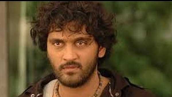 ప్రస్తుతం ఆ సినిమాలతో బిజీగా..