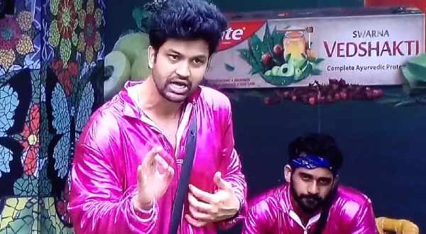 రోబో టీమ్ విజయం