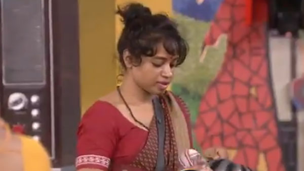 అలా రెచ్చిపోయిన దేవీ..