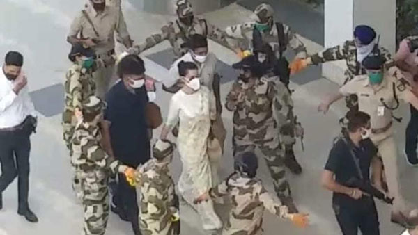 శివసేన హెచ్చరికలతో