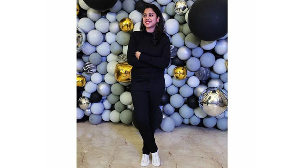 అందంతో ఆకట్టుకుంటున్న రోజా డాటర్