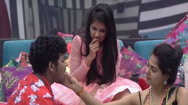 అవినాష్ తో మోనాల్ హాట్ స్టెప్పులు