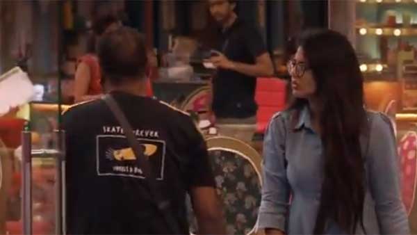 దొంగతనం చేయడంతో..