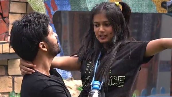 అరియానా బొమ్మలు బాగా వేసింది