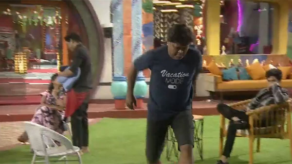 హోటల్ టాస్క్ కాదు.. ఫిజికల్ టాస్క్