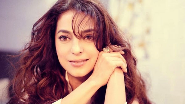 తెలుగులో మూడు సినిమాలు