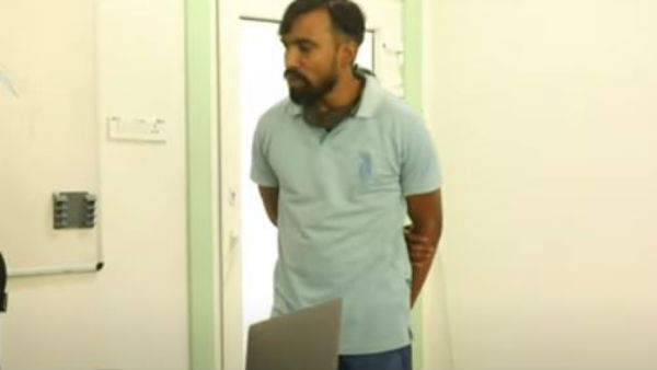 అడిగే వరకు చూపించవా