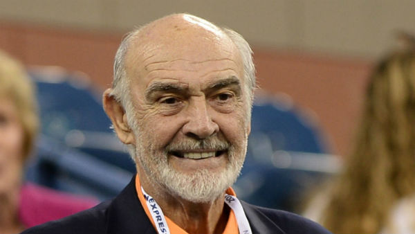 సీన్ కానరీకి నైట్ అవార్డు 