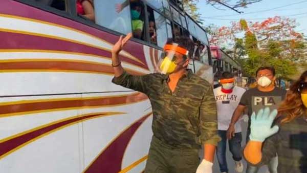 వలస కార్మికులకు దేవుడిలా