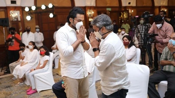 నా స్నేహితులతో కలిసి