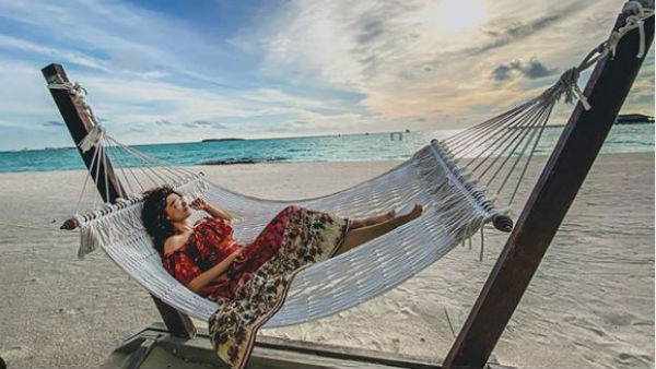 మాల్దీవుల్లో ఎంజాయ్ ముచ్చట వేరేగా..