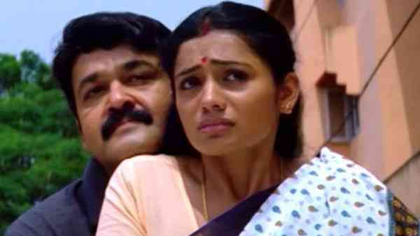 మోహన్‌లాల్‌తో బెడ్ పై నగ్నంగా.. అది నా అదృష్టం: సీనియర్ హీరోయిన్ బోల్డ్ కామెంట్స్