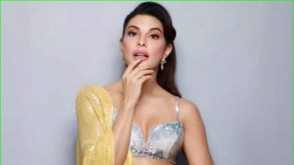 మంటపెట్టిన శ్రీలంక భామ.. నగ్నంగా కనిపించడంతో అంతా షాక్.. జాక్వెలిన్ పిక్ వైరల్