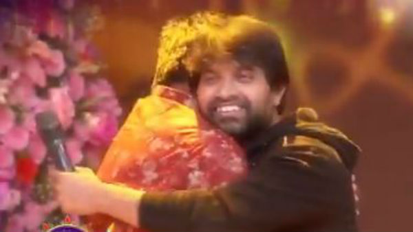 ఆ పాటలతో..