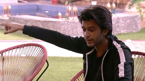 కౌగిలించుకొని ఎన్ని రోజులైందో తెలుసా?