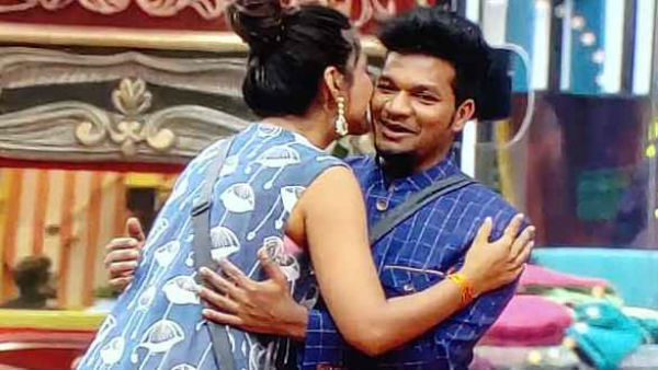 అవినాష్‌కు మోనాల్ ముద్దు