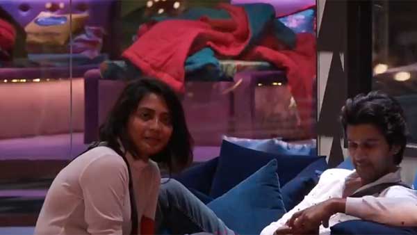 పీకినవ్ తీయ్ అంటూ హారిక కౌంటర్