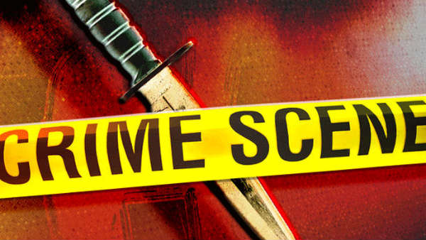 నలుగురు ఆటోలో వచ్చి