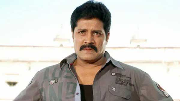  శ్రీహరి పాత్ర ఉంటుందా?