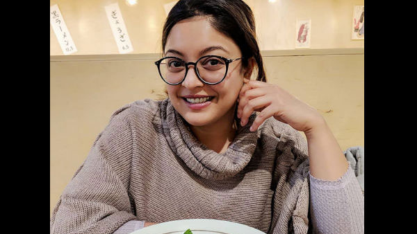 ఆఫర్స్ చాలానే వస్తున్నాయి