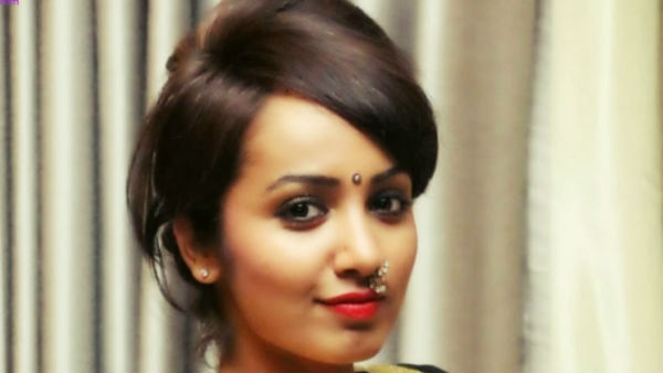 నా లైఫ్ స్టోరీనే