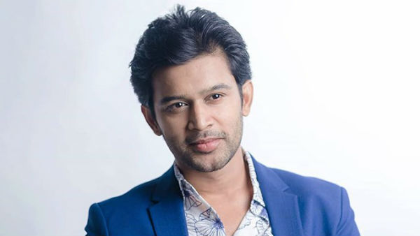 బాలీవుడ్ హీరోలను వెనక్కి నెట్టేస్తూ