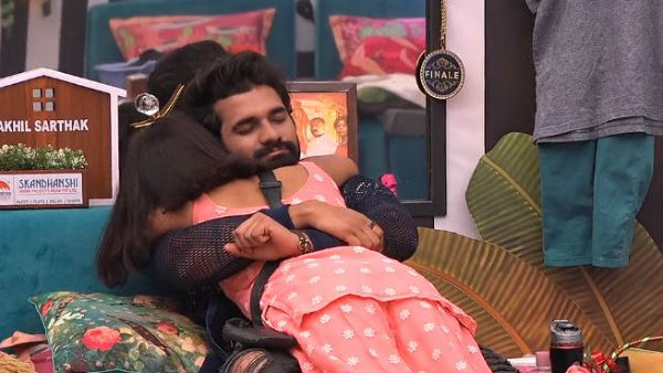 హగ్గులు, కిస్సులు..