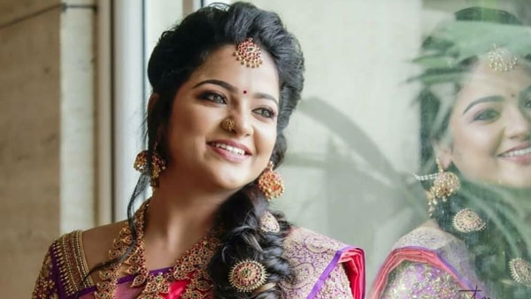 కాబోయే భర్తతోనే ఉంటున్న చిత్ర