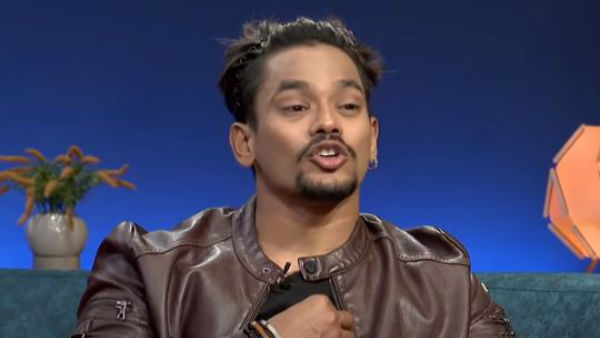 ఫినాలే స్టేజ్‌పై చెక్ ఇచ్చిన చిరంజీవి