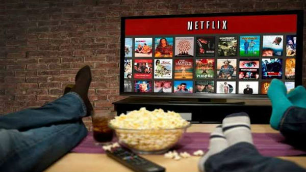 నెట్ఫ్లిక్స్ యూజర్లకు ఫ్రీ సబ్స్క్రిప్షన్